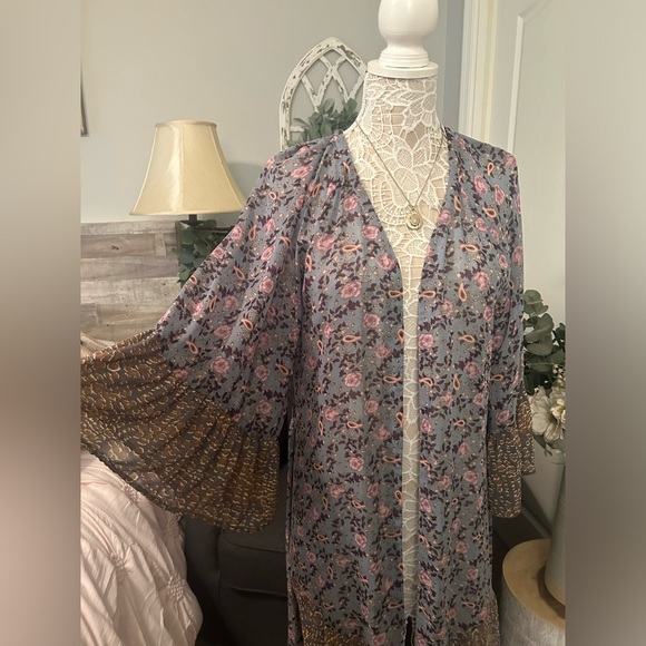 Umgee long boho duster kimono flowy style bell sleeve cardigan size Medium - Picture 16 of 16